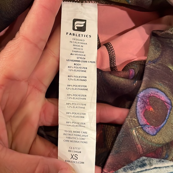 Fabletics Peacock Feather Print Legginsg - Picture 6 of 7
